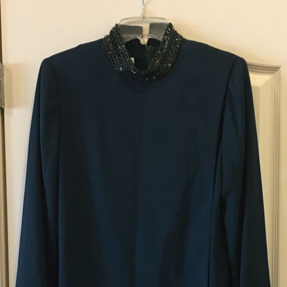 Turquoise formal dress with sequins - Picture 3 of 6